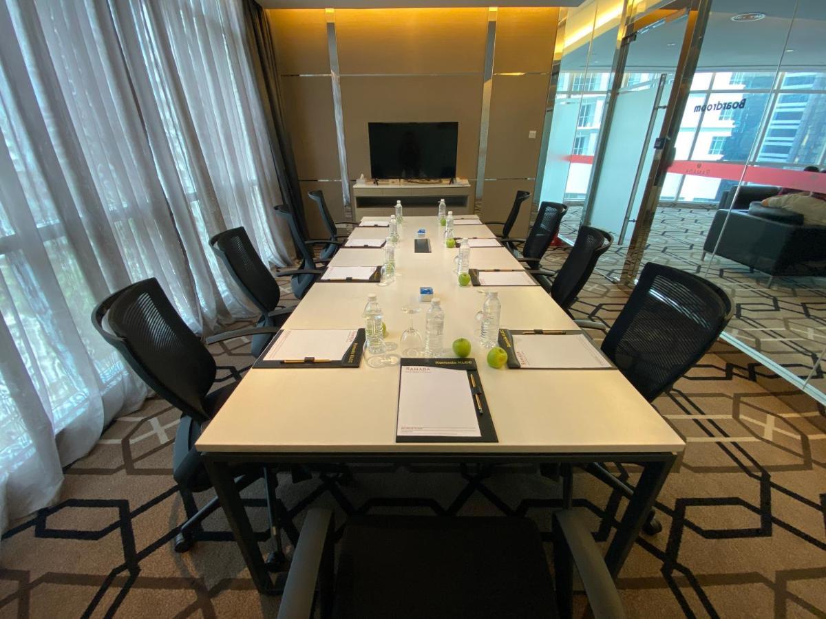 Ramada Suites By Wyndham Kuala Lumpur City Centre Kültér fotó